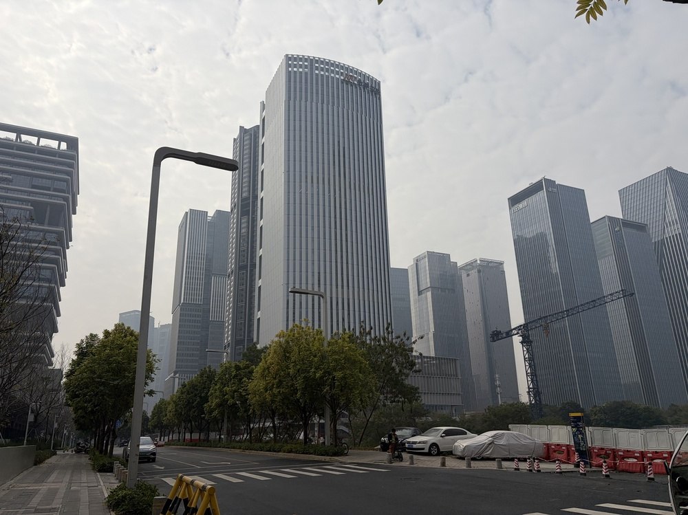 敏华控股大厦外观图1